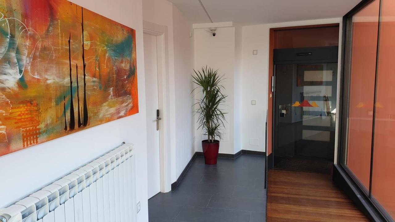 Apartaments Y Habitacions Entre Volcans Olot Exteriör bild