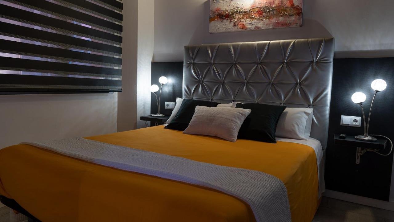 Apartaments Y Habitacions Entre Volcans Olot Exteriör bild