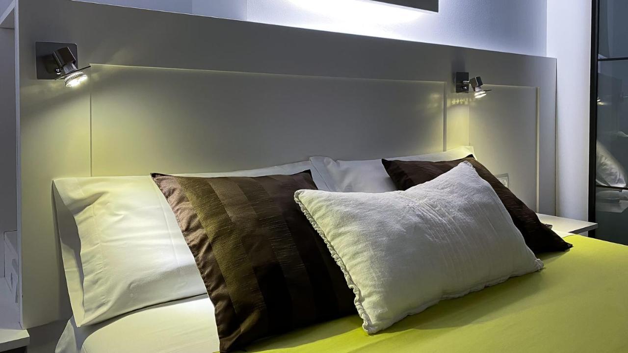 Apartaments Y Habitacions Entre Volcans Olot Exteriör bild