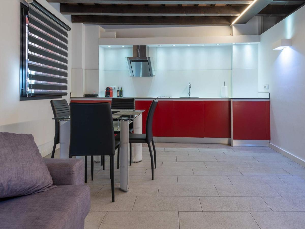 Apartaments Y Habitacions Entre Volcans Olot Exteriör bild