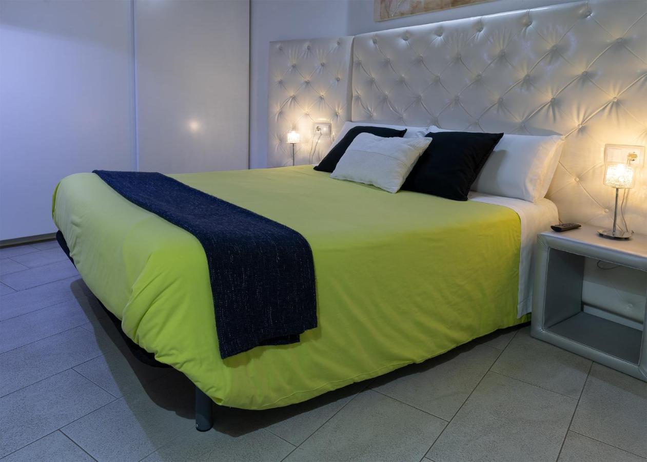 Apartaments Y Habitacions Entre Volcans Olot Exteriör bild