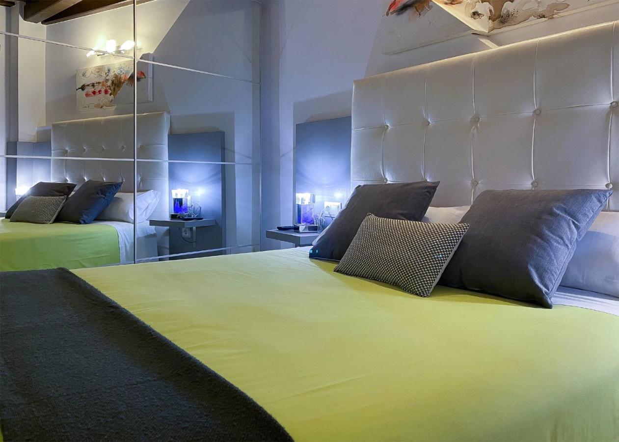 Apartaments Y Habitacions Entre Volcans Olot Exteriör bild