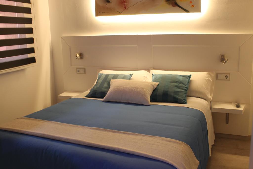 Apartaments Y Habitacions Entre Volcans Olot Exteriör bild