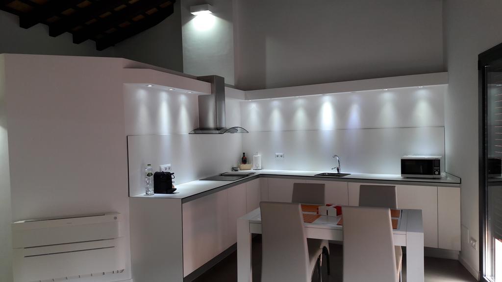 Apartaments Y Habitacions Entre Volcans Olot Exteriör bild
