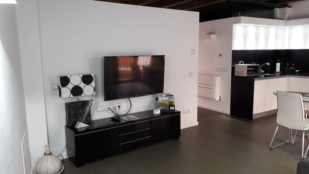 Apartaments Y Habitacions Entre Volcans Olot Exteriör bild