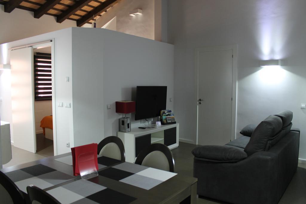 Apartaments Y Habitacions Entre Volcans Olot Exteriör bild
